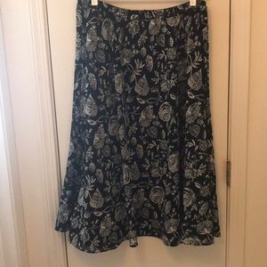 Black reversible skirt.